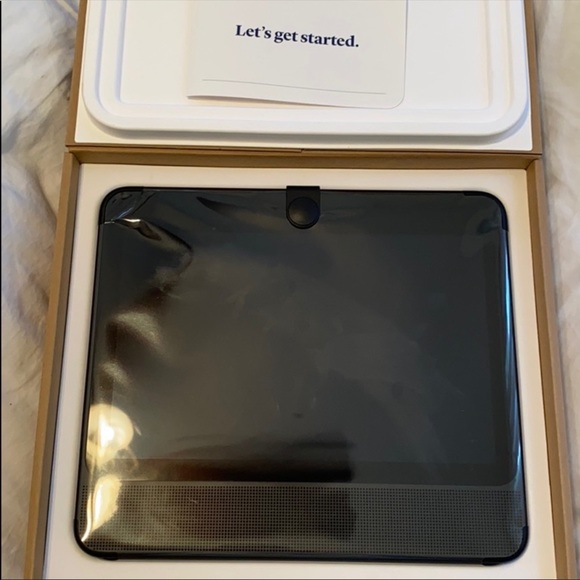 Facebook portal- BNWT - Picture 2 of 2